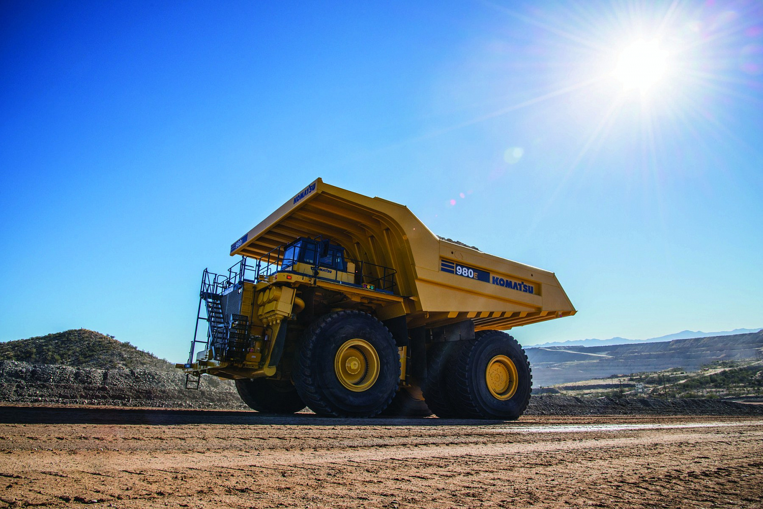 Komatsu